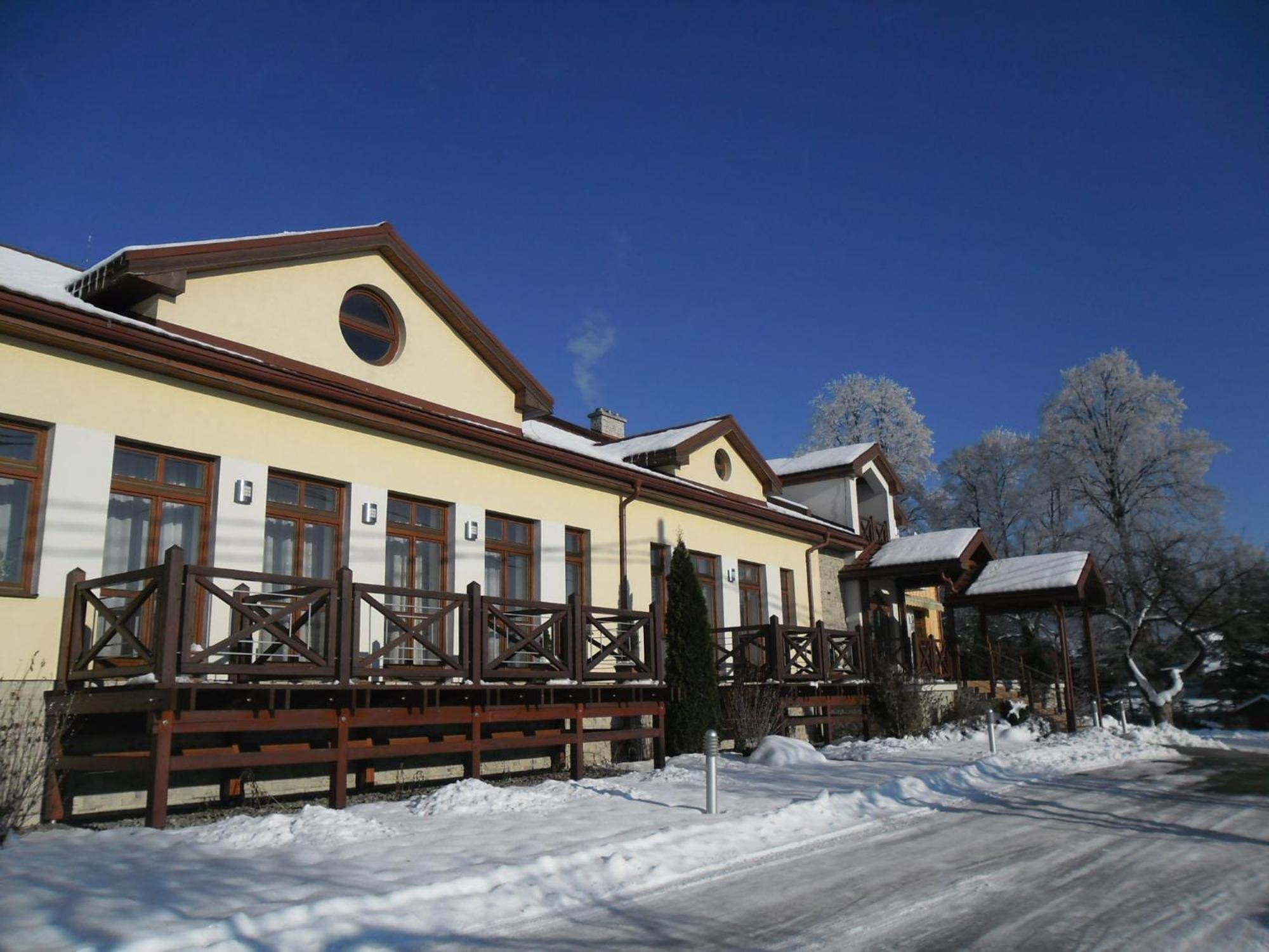 RED DEER Hotel Brezno Exterior foto